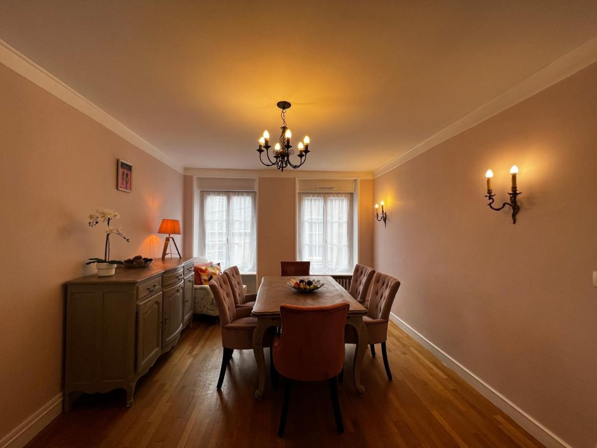 A La Maison - Hebergement De Luxe Domfront  Exteriér fotografie